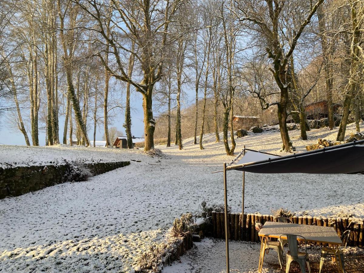 Le Chateau De Monthureux Le Sec エクステリア 写真